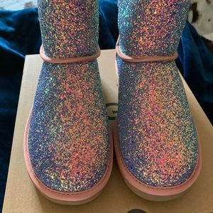 Woman’s uggs size 8 like new $135